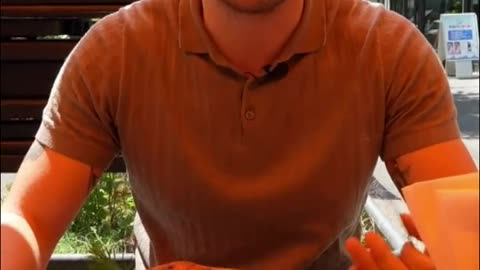 Americans first time ordering pizza in Germany