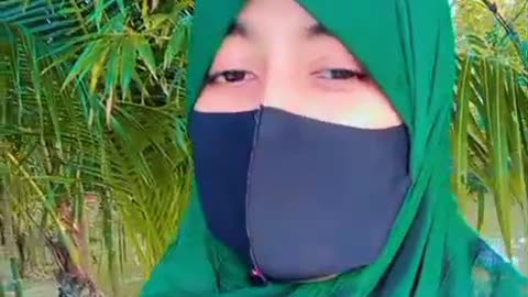 আজ অবাক লাগে তোমায় দেখে কেন এত অচেনা হলে