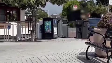 This is Tiburon, Ca ‌ Here residents can be fined up to $500 for not separating their trash