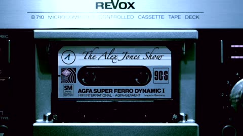 Alex Jones Interviews National Hero Phil Tourney