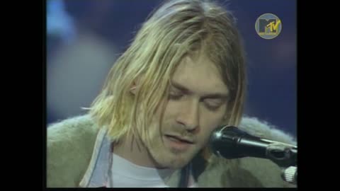 The Man Who Sold the World (David Bowie cover) - Nirvana (live)