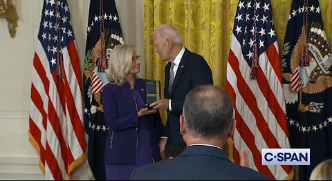 Biden Rewards Liz Cheney With The 2nd Highest Civilian Medal