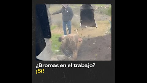 Fomentar la camaradería con bromas en el trabajo