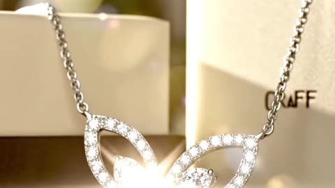 GRAFF BUTTERFLY SILHOUETTE NECKLACE 18K WG