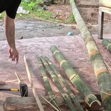 Hard Work, Filipino Style! 💪 Splitting Bamboo with a Sundang 🇵🇭 | Expat Farm Life