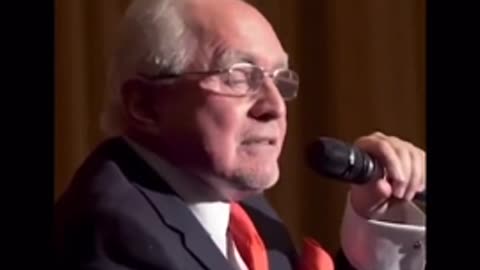 Feisty Dan Pena quickly shuts down a CLIMATE ALARMIST & explains the banking system to her.