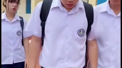 Cảm nhận của các em 2k8 sau khi làm bài kiểm tra 15 phút, 45 phút theo chương trình mới (Dài+Khó)