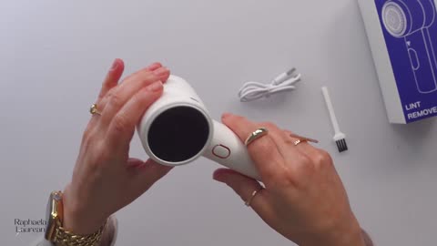 Revive Your Clothes – No More Fuzz!