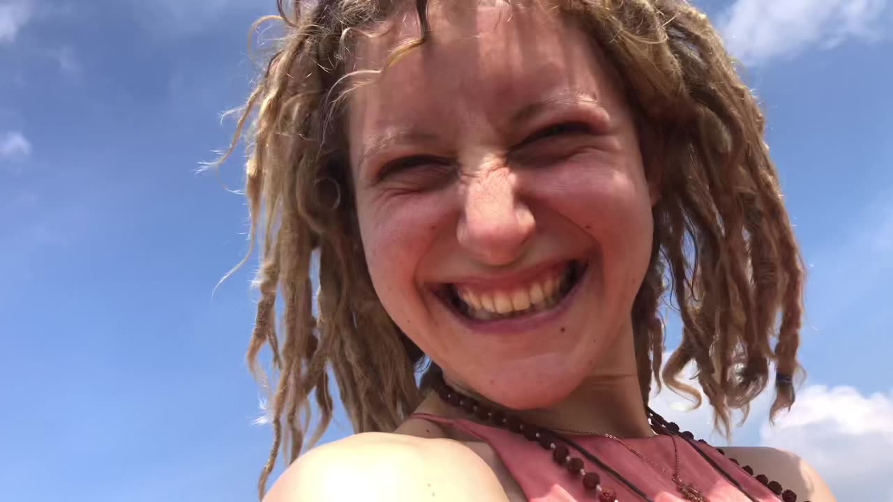 👣 Barefoot Easter Sunday walk with the family