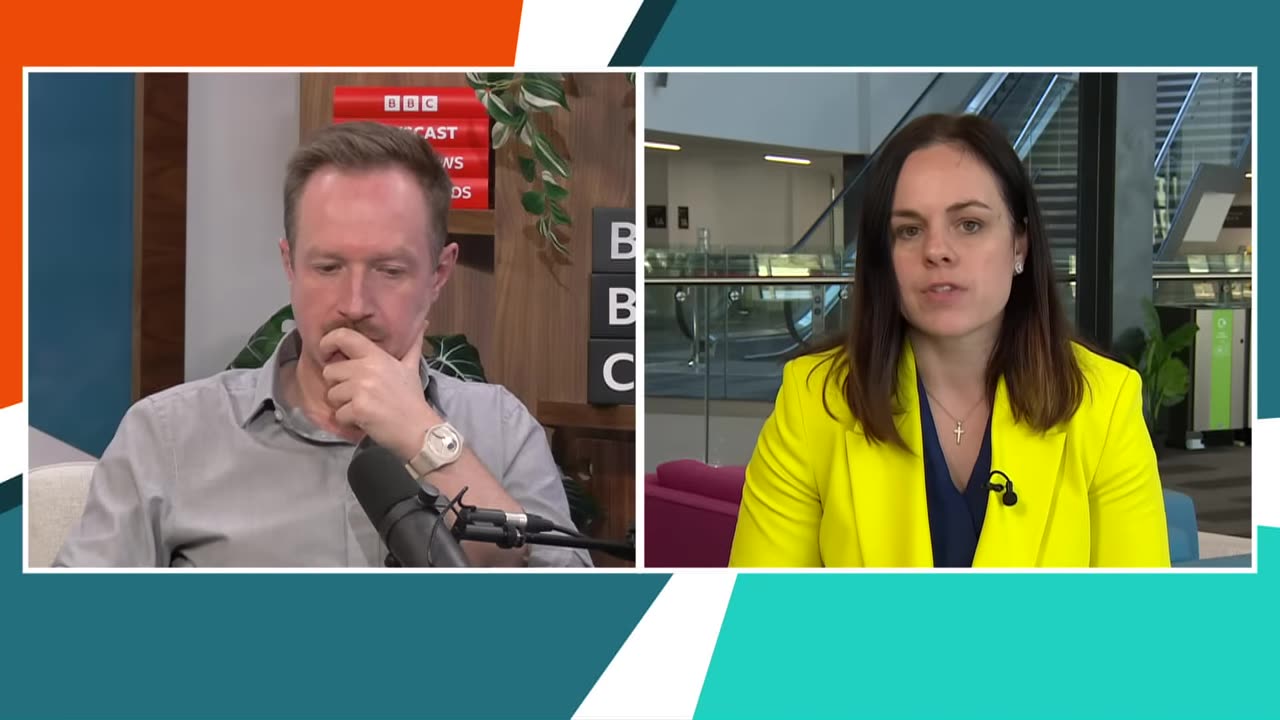 ‎Almost 2,000 Palestinian prisoners and detainees return to Gaza and West Bank | BBC News