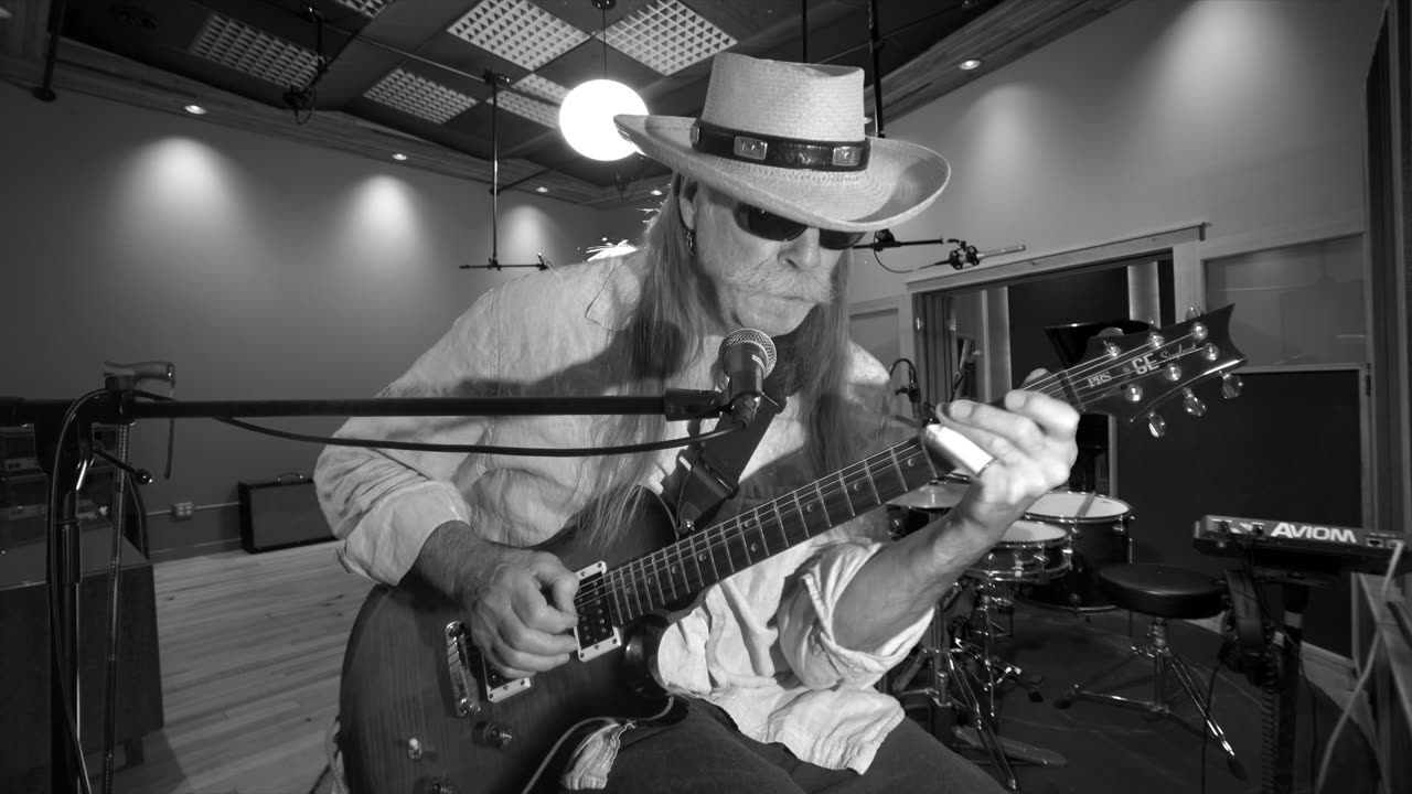 Mojo Collins - Down To The Ocean - Live In-Studio