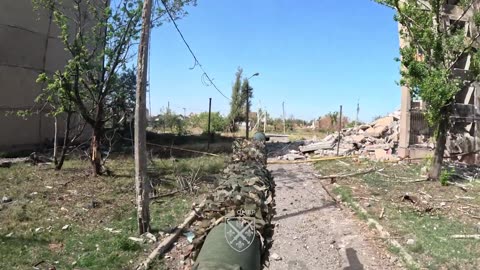 🔫🇷🇺 Ukraine Russia War | Leopard 2A4 Destroys Russian Building in Pokrovsk | RCF