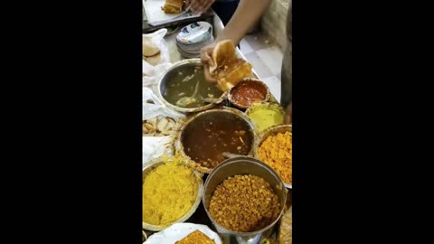 Indian Street Food: How Can You Eat It?