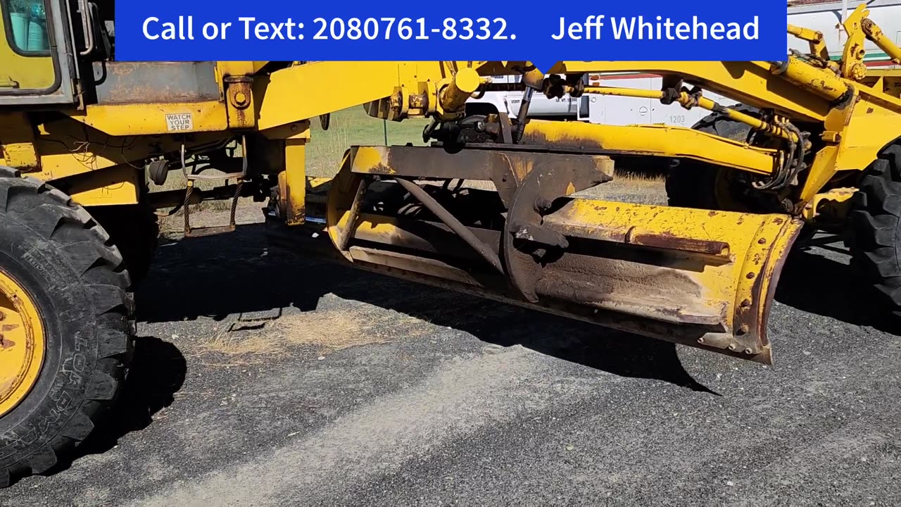 FOR SALE - 1972 CLARK 501-S MOTOR GRADER-SNOW PLOW