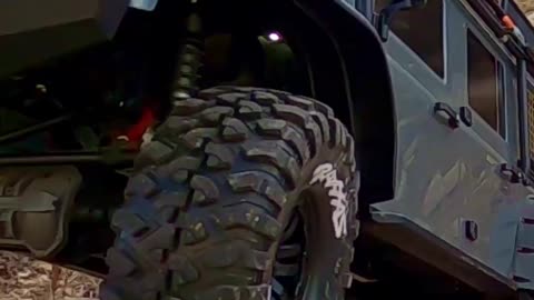 INCREDIBLE Crawler! 🔥Traxxas TRX4 Defender Sample Video! 😎