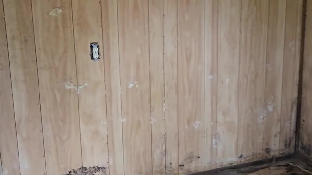 BREAKING INTO MY OWN LISTING 😭🔑 (No Key… AGAIN)