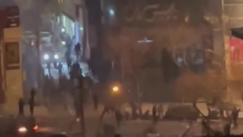 (*VIEWER DISCRETION) ISLAMIC REGIME SHOOTS PROTESTERS IN EASTERN IRAN