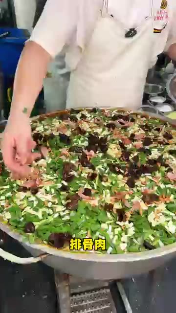 Finally Tried Authentic Taiyuan Braised Noodles – Sticky, Saucy, and So Satisfying!