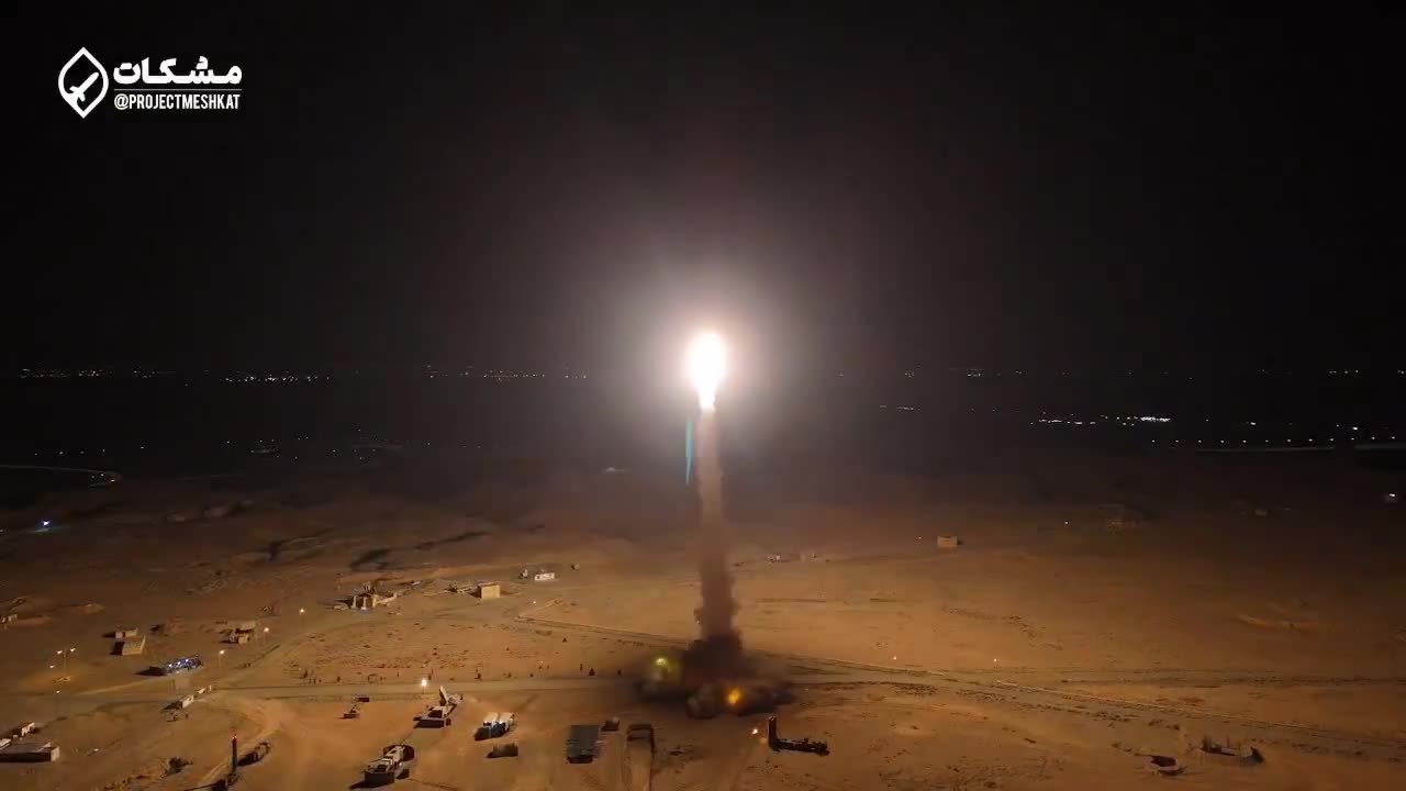 Iran reveals: Iranian-made long-range air defense system called "Bavar-373"