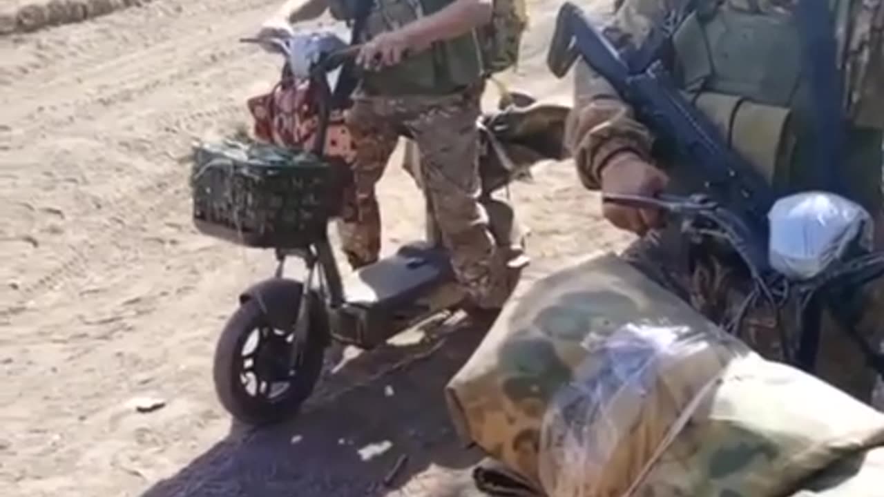 🇷🇺🇺🇦Electric scooter cavalry of the Armed Forces of the Russian Federation.