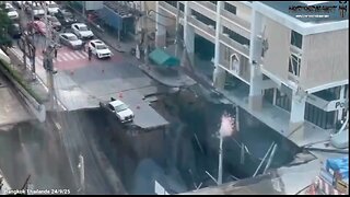Sinkhole géant à Bangkok