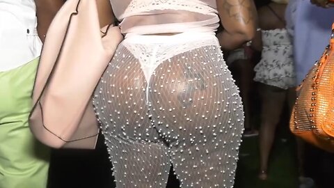 Transparent leggings with visible thong in public. See-through spandex. Sheer yoga pants. #80