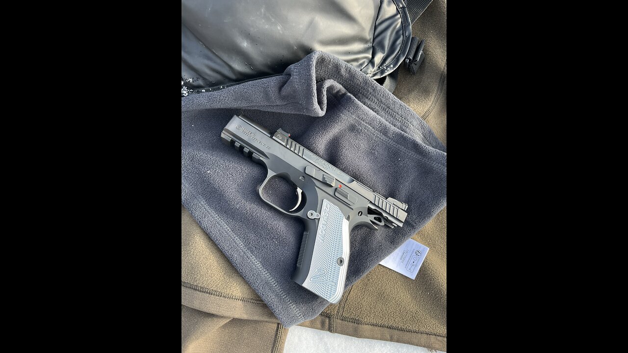 Long Range Pistol Shooting - 1 Handed