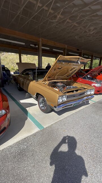 1969 Plymouth GTX 440 and a Torqueflite