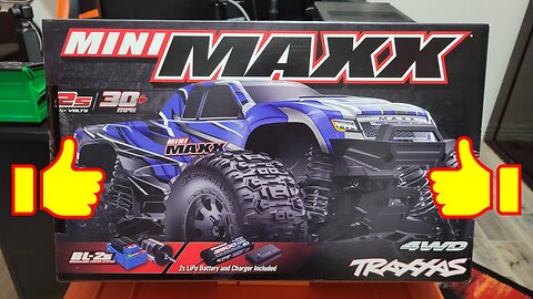 Traxxas Mini Maxx Unboxing and First Run