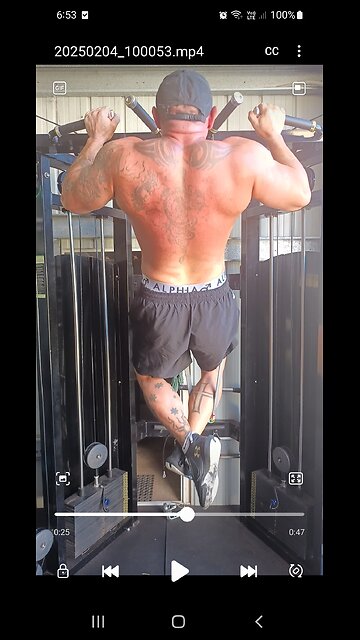 🔥 WIDE GRIP CHIN-UPS @ 115.2kg BW 💪 Timestamps: 0:00-0:10 - Setup and grip positioning 0:10-0:35