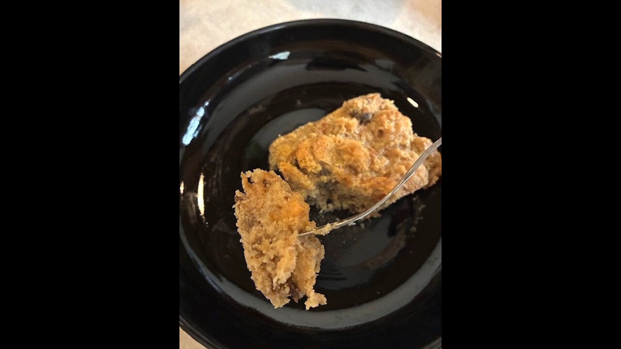 HOLIDAY BREAD PUDDING