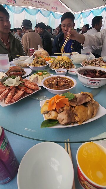 Wedding in the village of Duong cookie
