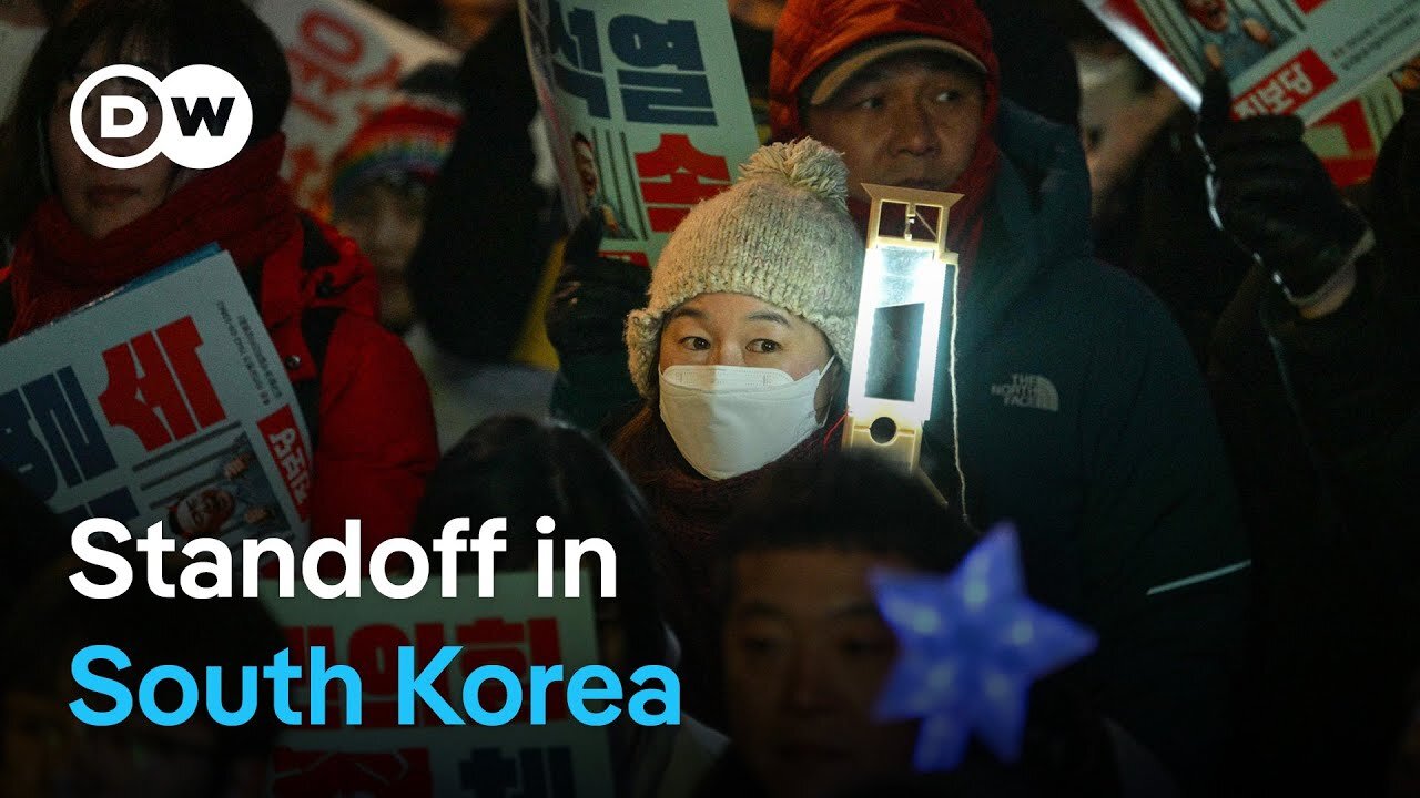 South Koreans turn out for rival demonstrations as president defies arrest | DW News