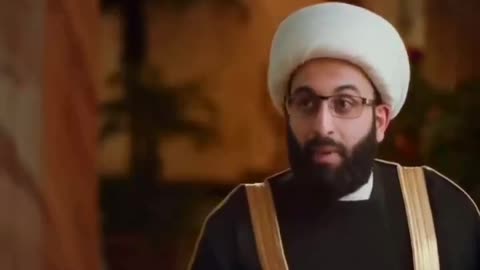 Islamists vote left because they see the left as "very stupid."