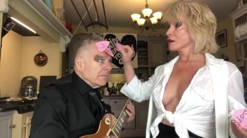 20230430 Toyah And Roberts Sunday Lunch - BAD REPUTATION [iwD1OdjG6K8]