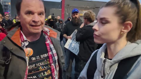 My Brief Conversation with a UK Immigrant: Perspectives on Open Borders and ICE in Portland.