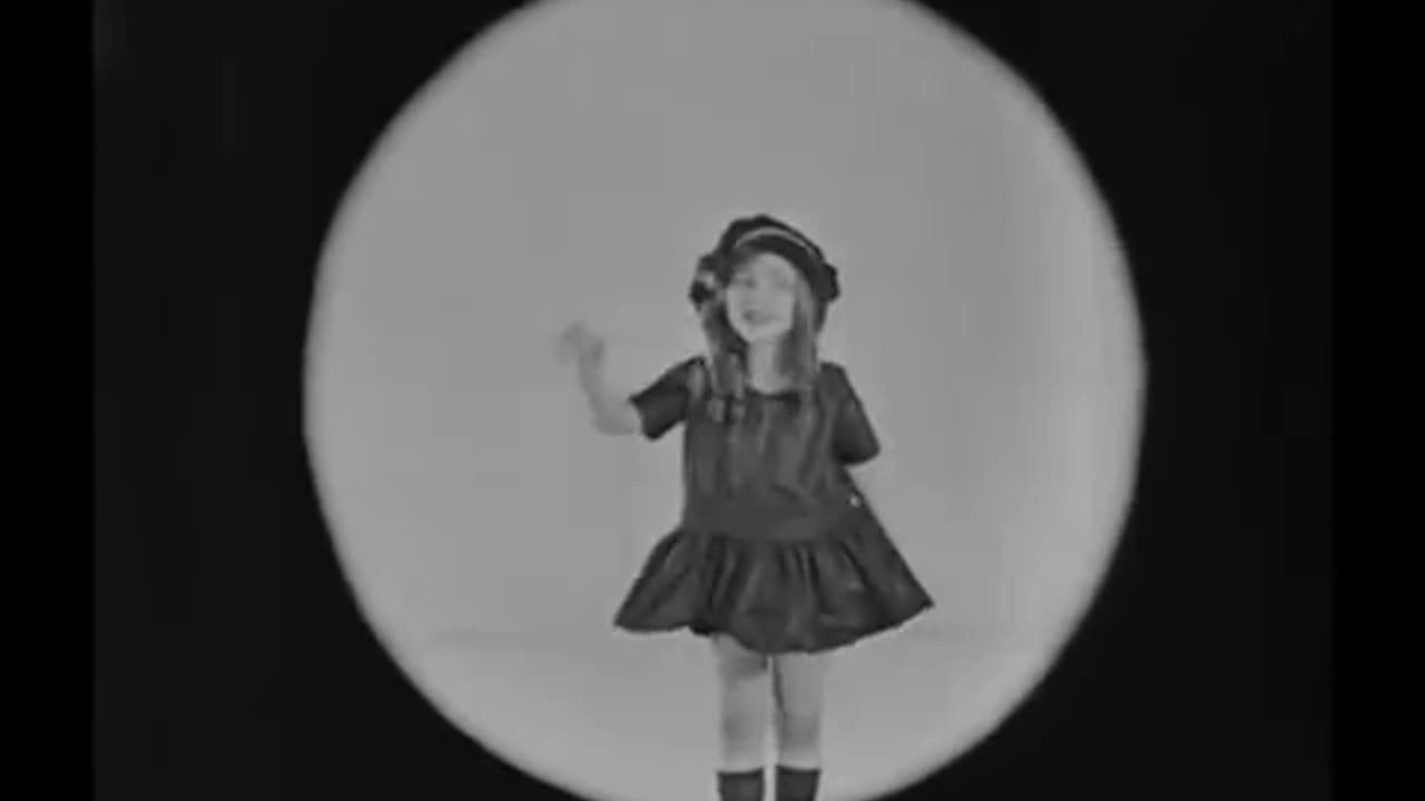 Alice in Wonderland (1923) - #10 of Walt Disney's Laugh-O-Grams (Alice's Wonderland)