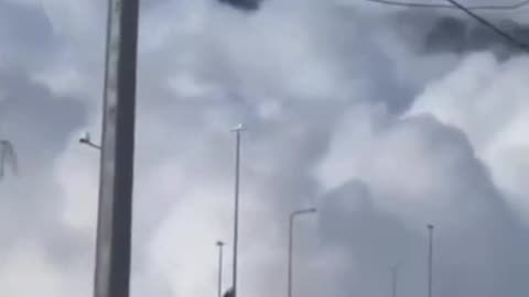 A massive avalanche has struck the Elbrus Resort in Kabardino-Balkaria, Russia 🇷🇺 (15.01.2026)