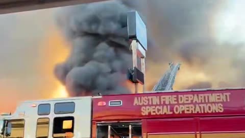 Massive 5 alarm fire burning in Austin, Texas, near the University of Texas. 