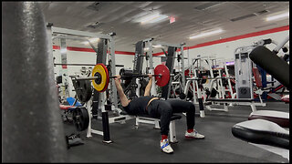 Bench Presses 105KG/231LBS for 4 Reps