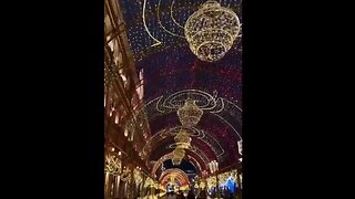 RUSSIA 🇷🇺 The Christmas Spirit is Alive & Well in Moscow