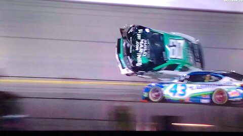 NASCAR Daytona 500 wreck @ 186 MPH