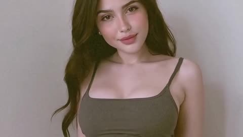 Hot lady🥰🥰big booty