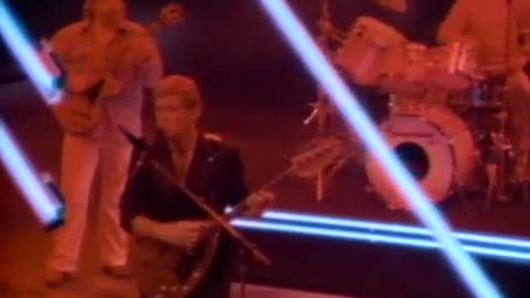 Chicago - Hard To Say I'm Sorry (Official Music Video)
