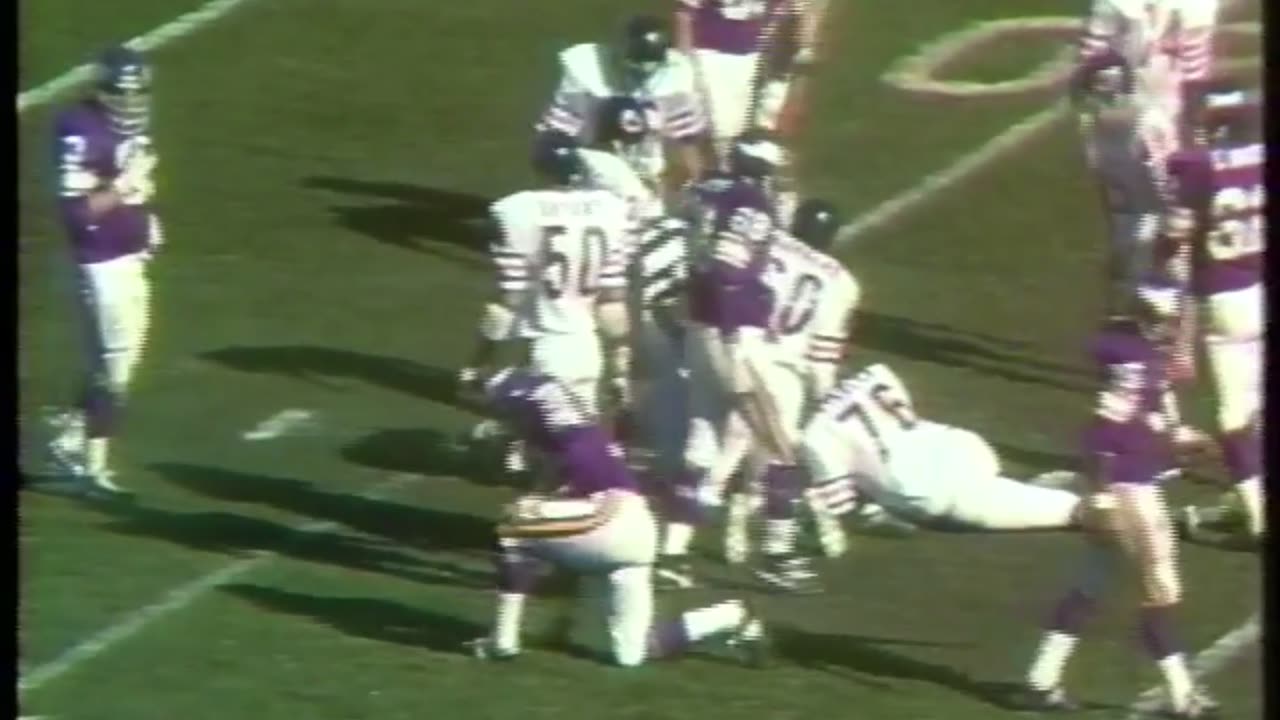 1977 CHICAGO BEARS AT MINNESOTA VIKINGS