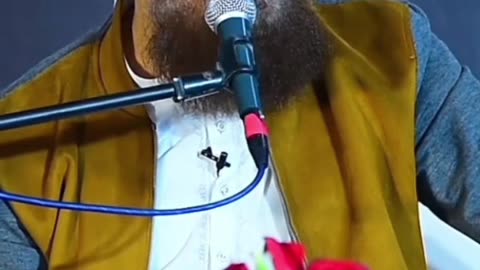 us ne Kia kaha k main aur logo #dawteislami🕌 #sadeeqeakbar #hajiabdulhabibattari
