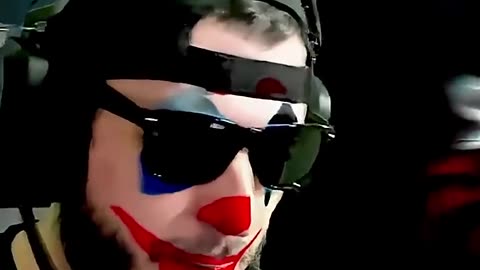 Hilarious Chat Banter! Streamer REACTS to Interesting Topics!