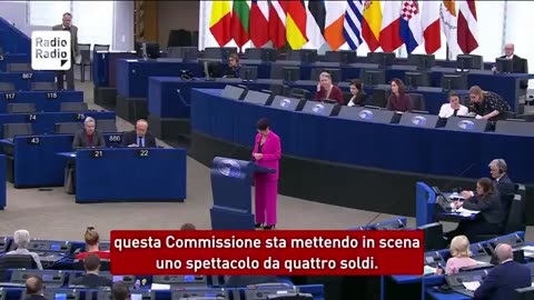 📢 Christine Anderson sfida Ursula von der Leyen in aula:.....