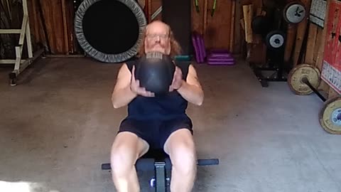 Midsection Conditioning: 12lb medicine ball x 10reps. #conditioning