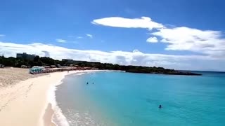 Worlds Most Beautiful Beaches 📍Sint Maarten Mullet bay beach